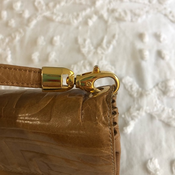 Due Fratelli ran cognac embossed leather crossbody bag purse - Picture 12 of 13